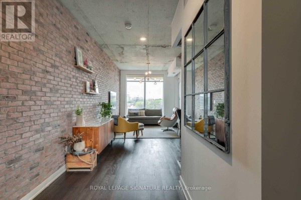 Dining room - 504 - 109 Ossington Avenue, Toronto, ON M6J0G1 Photo 2