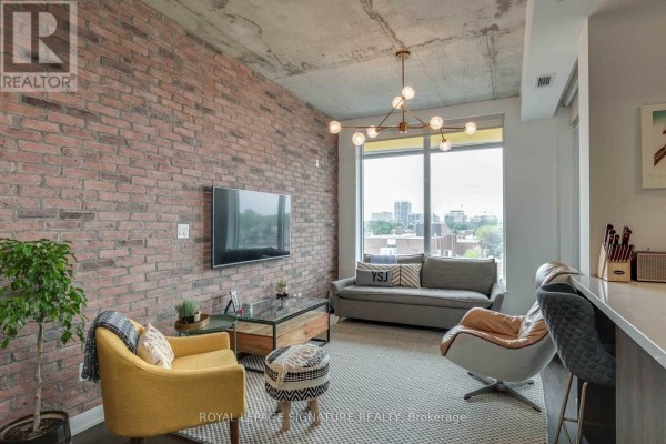 Kitchen - 504 - 109 Ossington Avenue, Toronto, ON M6J0G1 Photo 3