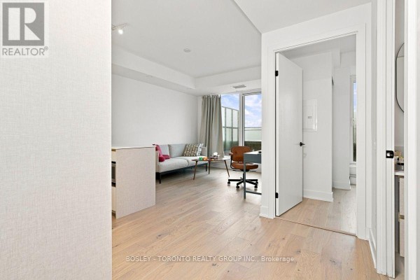 Kitchen - 504 - 1285 Queen Street E, Toronto, ON M4L1C2 Photo 2