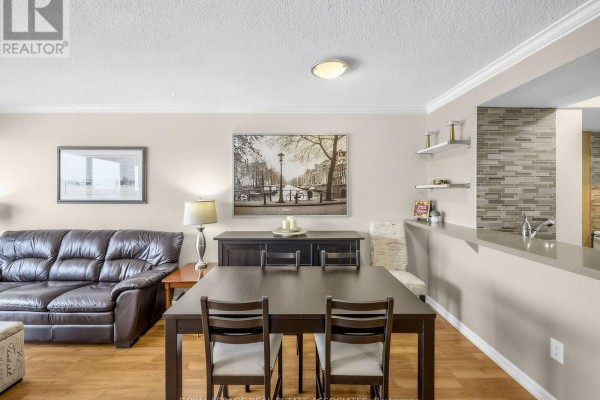 Den - 504 - 2091 Hurontario Street, Mississauga, ON L5A4E6 Photo 4
