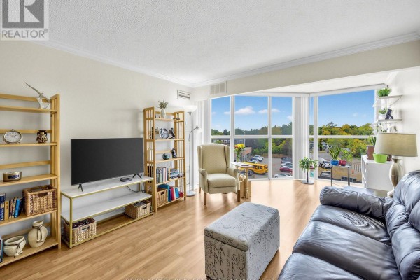 Primary Bedroom - 504 - 2091 Hurontario Street, Mississauga, ON L5A4E6 Photo 5