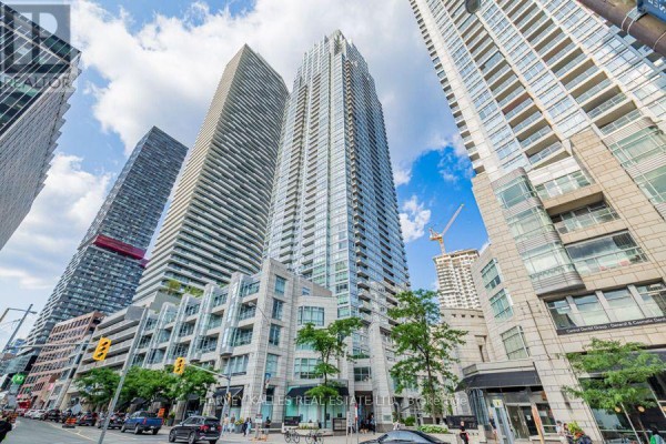 Bedroom - 504 - 2191 Yonge Street, Toronto, ON M4S3H8 Photo 4