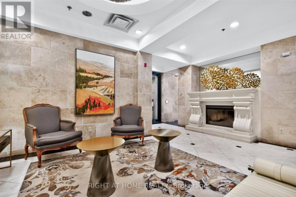 Bedroom - 504 - 650 Mount Pleasant Road, Toronto, ON M4S2N5 Photo 4