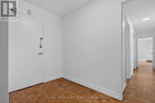 Primary Bedroom - 504 - 965 Inverhouse Drive, Mississauga, ON L5J4B4 Photo 4