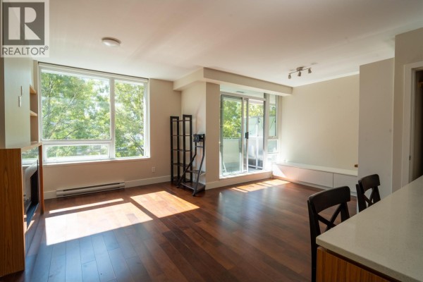 504 1675 W 8 Avenue, Vancouver, BC V6J0A8 Photo 3