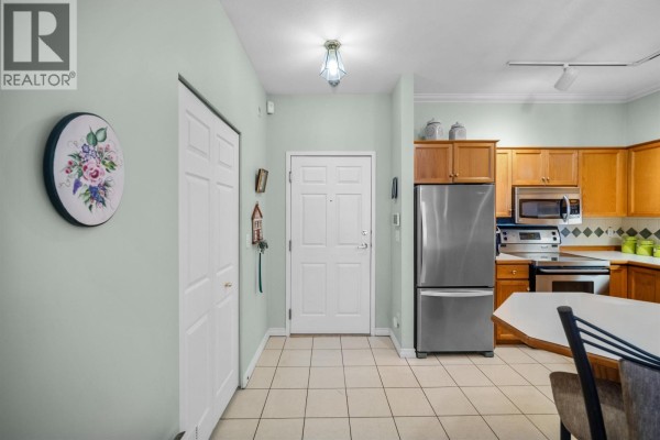 504 25 Richmond Street, New Westminster, BC V3L5P9 Photo 5