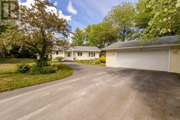 Kitchen - 504 Lake Drive, Tupper Lake, NS B0P1G0 Photo 2