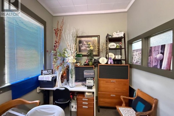 5040 50 Street, Mannville, AB T0B2W0 Photo 4