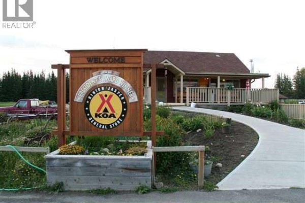 50409 B Highway 16, Hinton, AB, photo 3