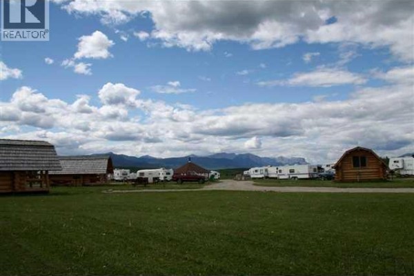 50409 B Highway 16, Hinton, AB T7V1X3 Photo 5