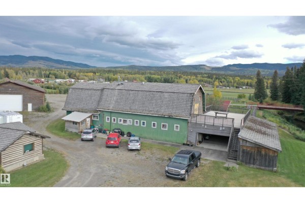 Bedroom 2 - 50409b Highway 16, Rural Yellowhead, AB T7V1X3 Photo 5
