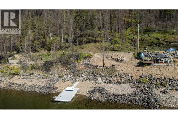 5046 Squilax-anglemont Road, Celista, BC V0E1M6 Photo 4