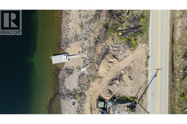 5046 Squilax-anglemont Road, Celista, BC V0E1M6 Photo 5