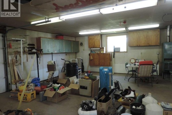 5048 51, Rimbey, AB T0C2J0 Photo 4