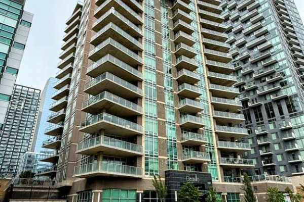 Kitchen - 505, 530 12 Avenue Sw, Calgary, AB T2R0B1 Photo 2