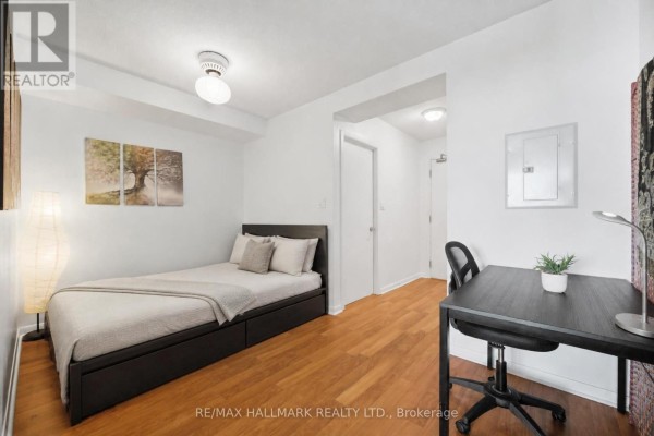 505 - 2464 Weston Road, Toronto, ON M9N2A2 Photo 5