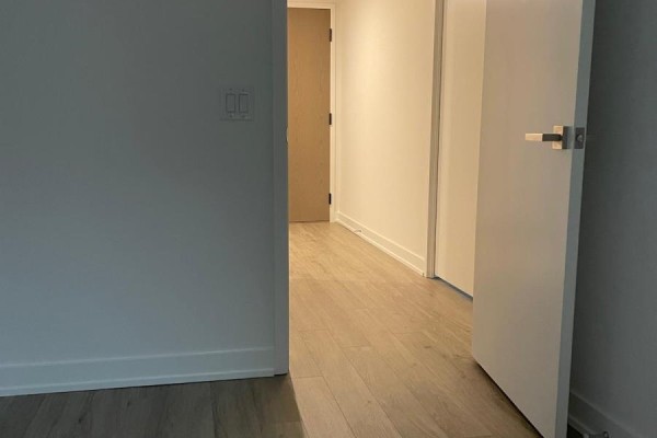 505 - 30 Tretti Way, Toronto, ON M3H0E3 Photo 5