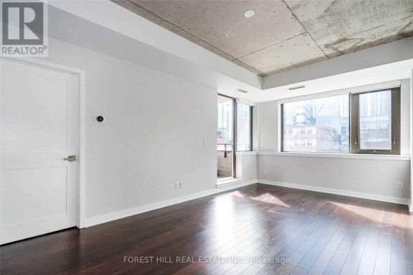 Bedroom 2 - 505 - 400 Wellington Street, Toronto, ON M5V0B5 Photo 5