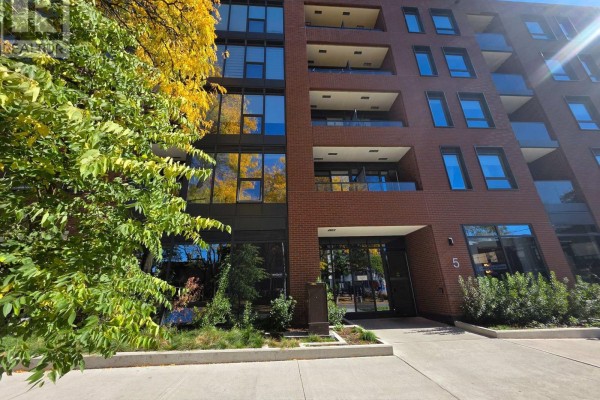 505 - 5 Lakeview Avenue, Toronto