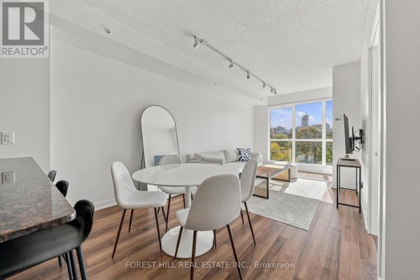 Living room - 505 - 60 Berwick Avenue, Toronto, ON M5P0A3 Photo 2