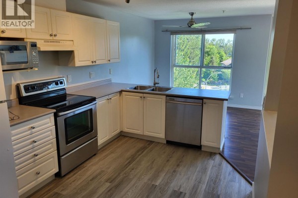 505 22230 North Avenue, Maple Ridge, BC V2X2L5 Photo 2
