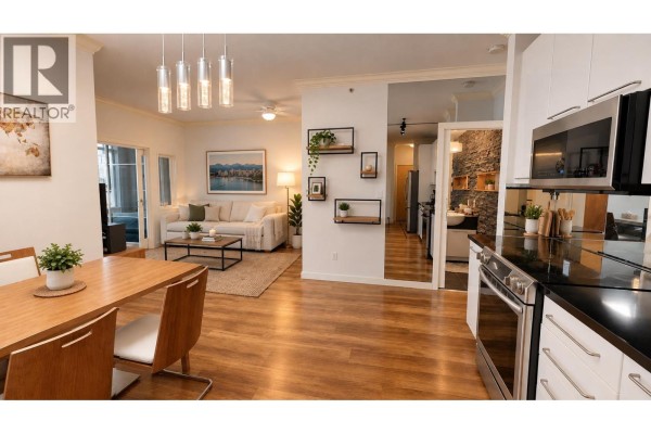 505 828 Cardero Street, Vancouver, BC V6G2G5 Photo 2