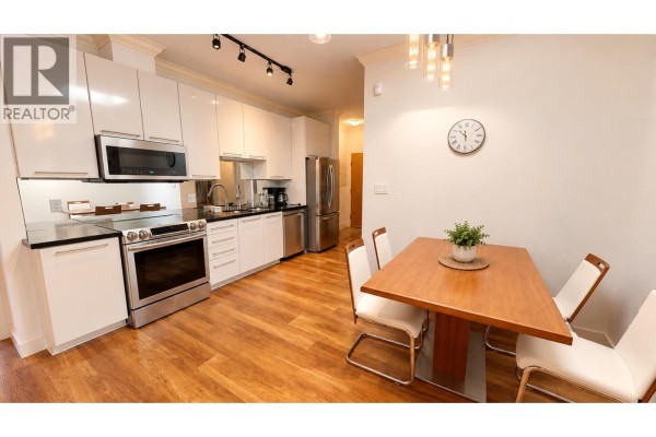 505 828 Cardero Street, Vancouver, BC V6G2G5 Photo 4