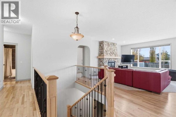 Kitchen - 505 Boulder Creek Green Se, Langdon, AB T0J1X3 Photo 4