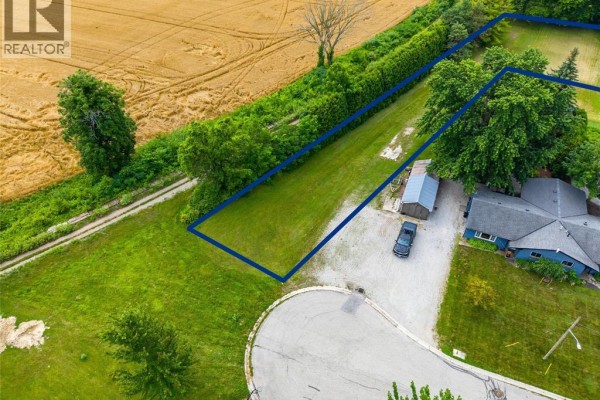 503 Gallerno Lane, Port Lambton, ON N0P2B0 Photo 4