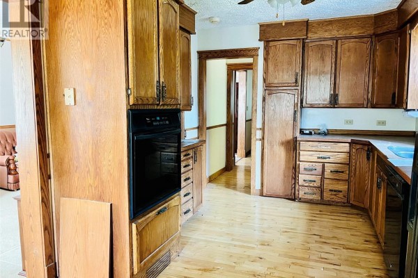2pc Bathroom - 505 Macleod Avenue W, Melfort, SK S0E1A0 Photo 5