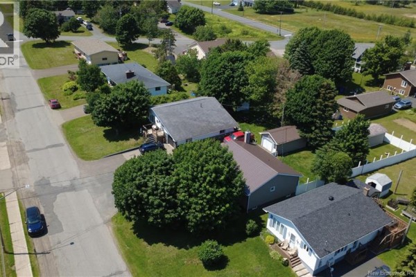 Living room - 505 Rue Breau, Tracadie, NB E1X1E3 Photo 5