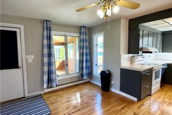 Primary Bedroom - 505 Wellington Street, Miramichi, NB E1N3L3 Photo 5