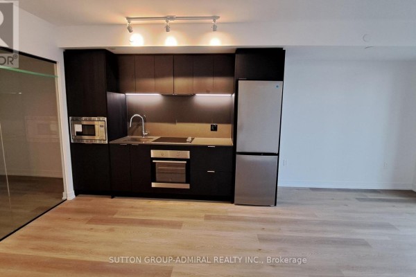 Kitchen - 506 - 1 Jarvis Street, Hamilton, ON L8R3J2 Photo 5