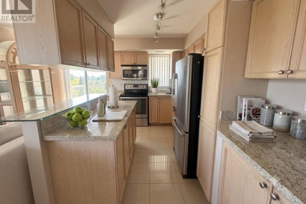 506 - 1150 Parkwest Place, Mississauga, ON L5E3K4 Photo 5