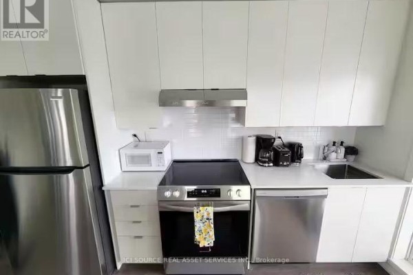506 - 135 Canon Jackson Drive, Toronto, ON M6M0C3 Photo 5