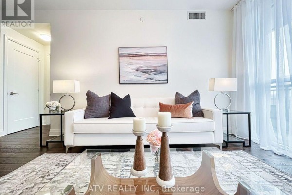 Primary Bedroom - 506 - 151 Avenue Road, Toronto, ON M5R2H7 Photo 3