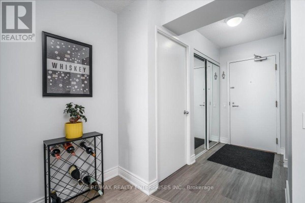 Kitchen - 506 - 21 Overlea Boulevard Ne, Toronto, ON M4H1P2 Photo 3