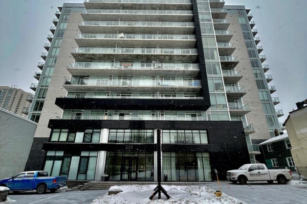 506 - 255 Bay Street, Ottawa, ON K1R0C5 Photo 2