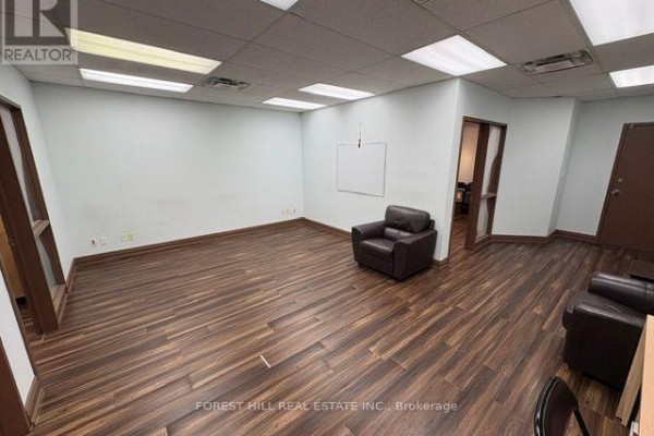 506 - 255 Duncan Mill Road, Toronto, ON M3B3H9 Photo 5