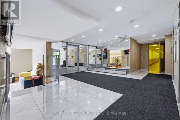 506 - 2645 Kipling Avenue, Toronto, ON, photo 2