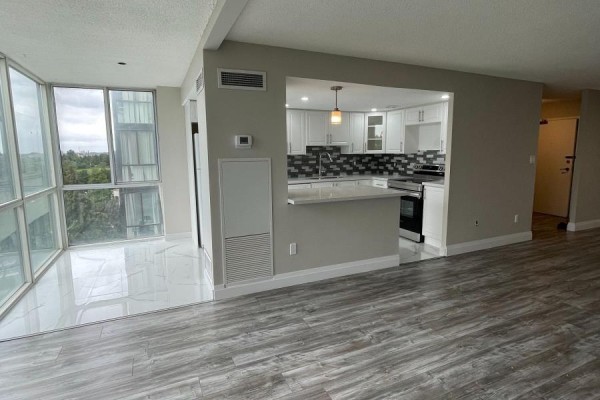 Dining room - 506 - 350 Webb Drive, Mississauga, ON L5B3W4 Photo 2