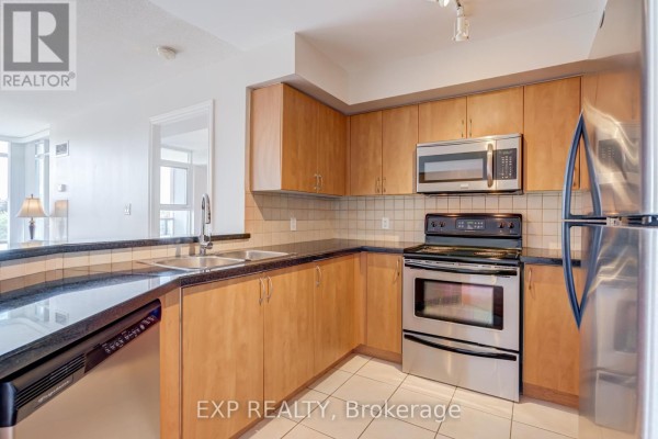 Dining room - 506 - 3840 Bathurst Street, Toronto, ON M3H6C6 Photo 3