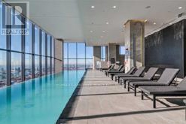 506 - 7 Grenville Street, Toronto, ON M4Y1A1 Photo 2