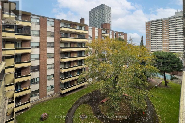 Dining room - 506 - 915 Midland Avenue, Toronto, ON M1K4G1 Photo 2