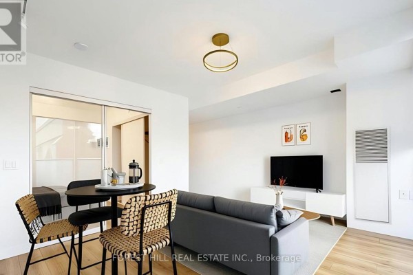 Bedroom - 506 - 99 Foxbar Road, Toronto, ON M4V2G5 Photo 4
