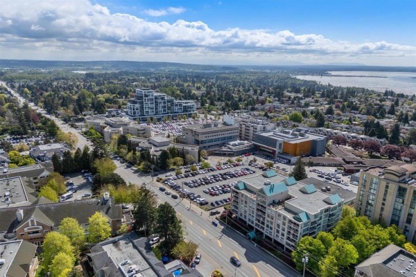 506 15466 North Bluff Road, White Rock, BC V4B3G1 Photo 3