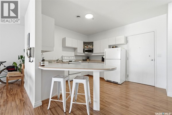 4pc Ensuite bath - 506 1867 Hamilton Street, Regina, SK S4P2C2 Photo 5