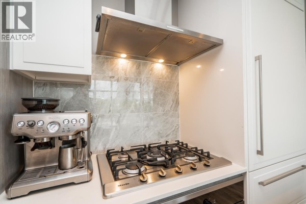 506 2288 Alpha Avenue, Burnaby, BC V5C0L9 Photo 4