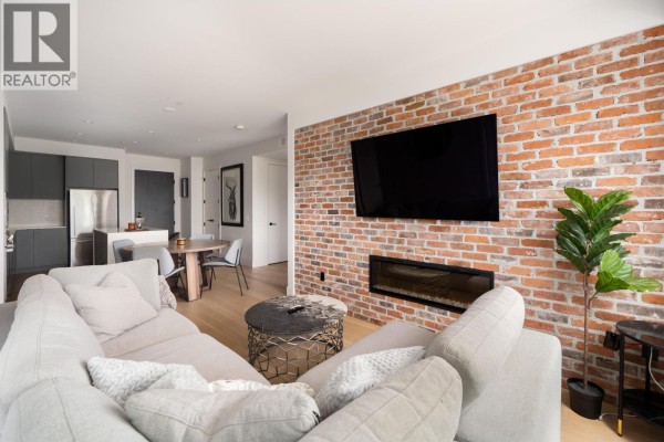 506 83 Moody Street, Port Moody, BC V3H0K7 Photo 4