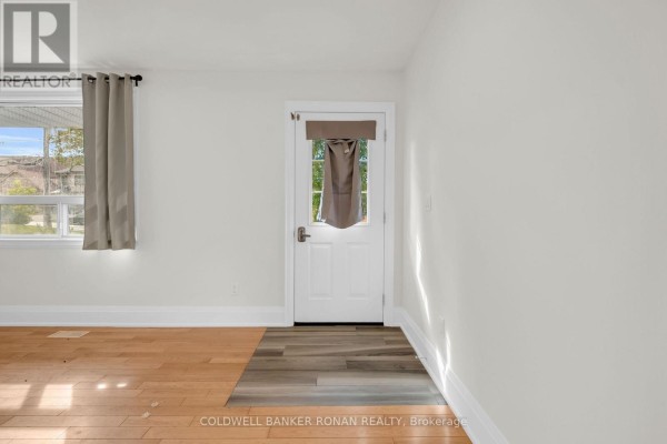 Bedroom 2 - 506 Main Street, King, ON L0G1T0 Photo 4